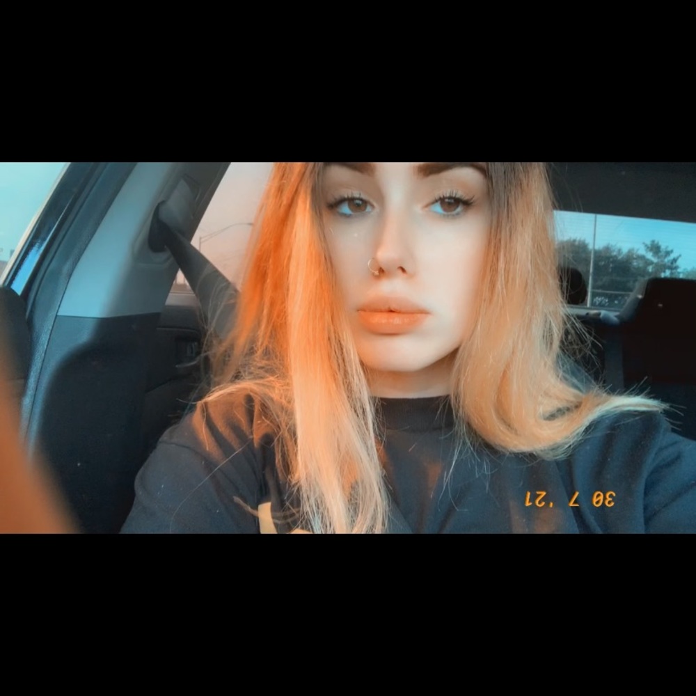 Meet your Posher, Brie